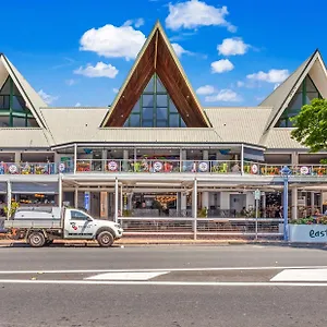 Hotel Plaza, Airlie Beach